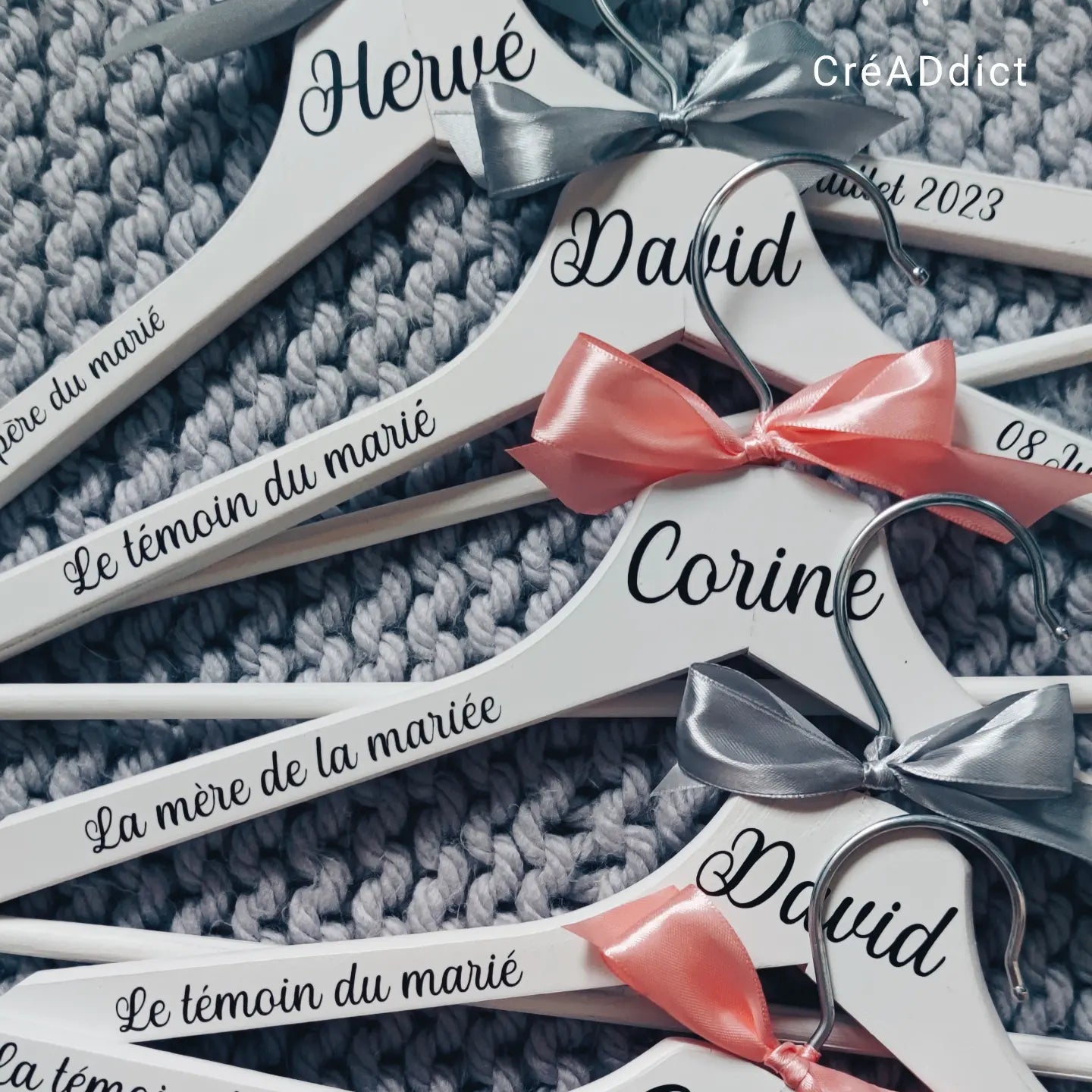 CINTRE PERSONNALISÉ en bois